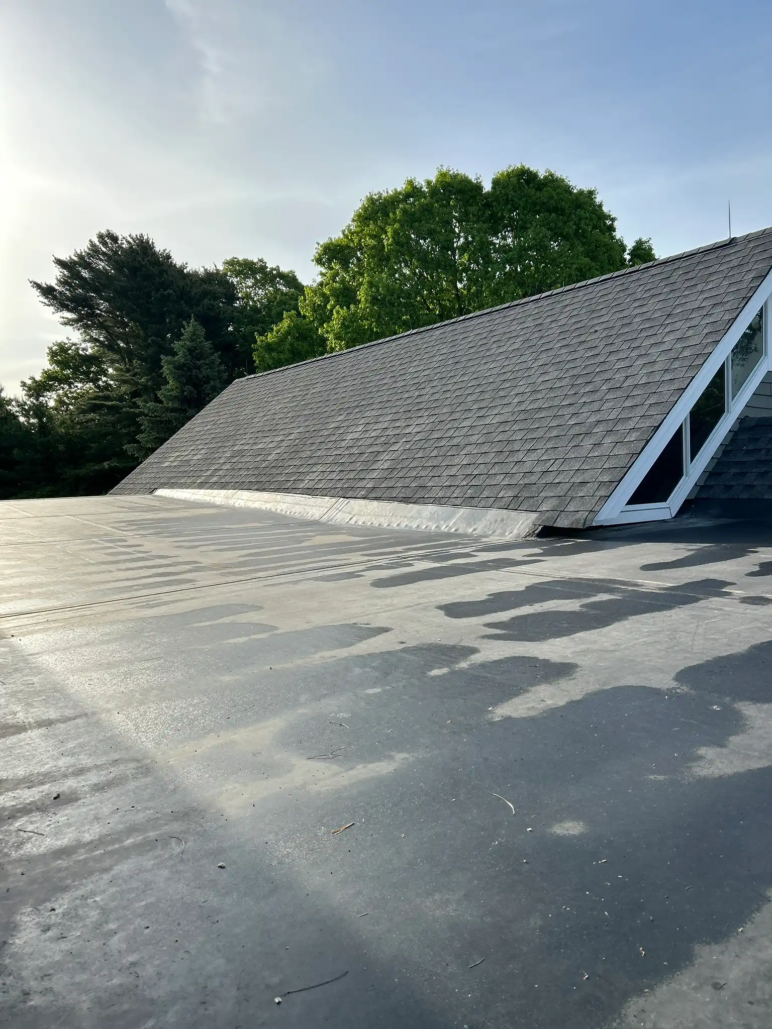 roof-replacement-and-ridge-vent-installation-groton-ct-pawcatuck-roofing-company