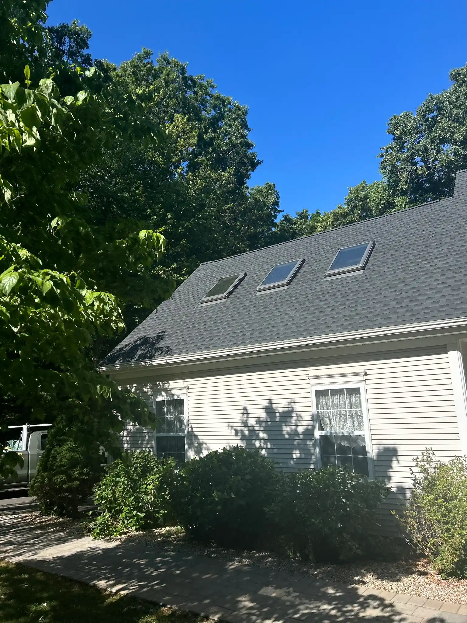 roof-replacement-and-ridge-vent-installation-old-saybrook-ct-pawcatuck-roofing-company