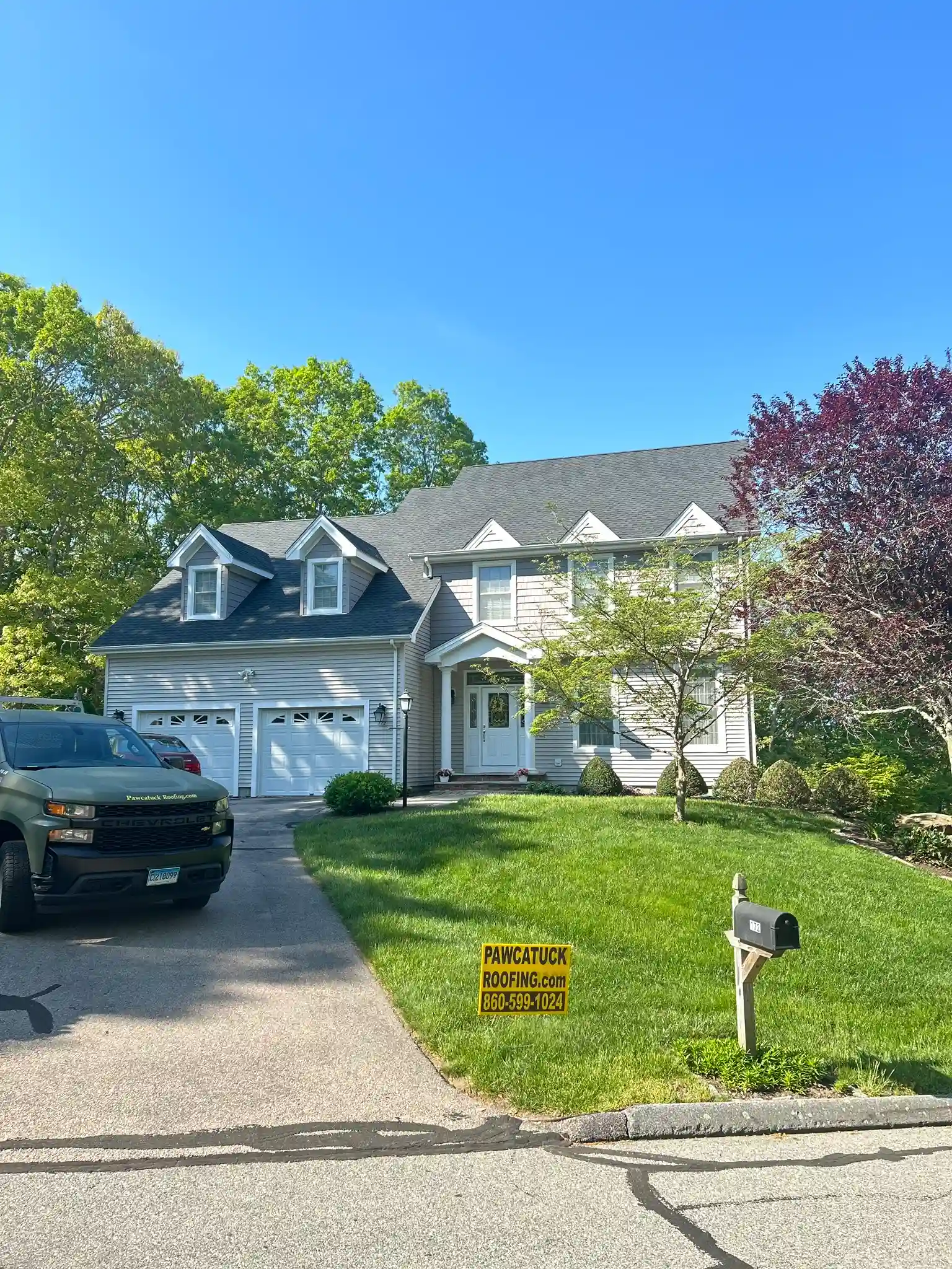 roof-replacement-skylight-sealing-and-ridge-vent-installation-stonington-ct-pawcatuck-roofing-company